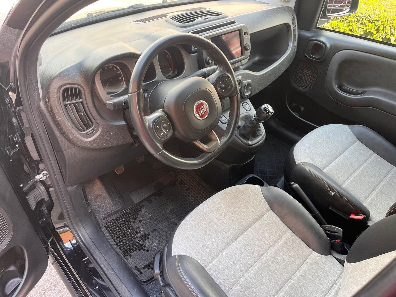 FIAT PANDA HYBRID CITY CROSS 1.0 FIREFLY
