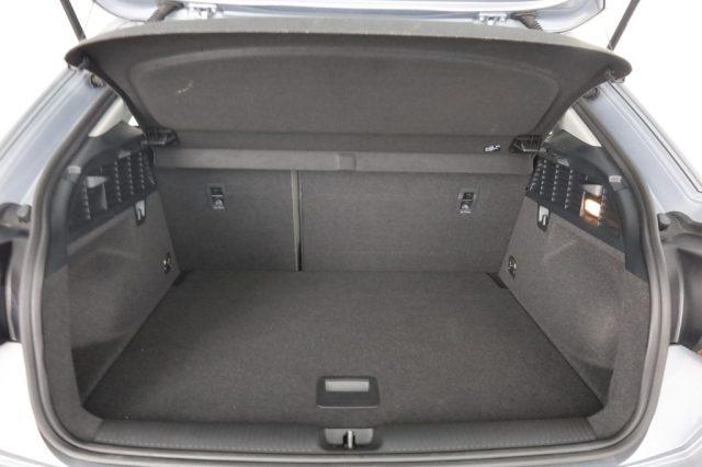 AUDI Q2 Q2 30 TDI S tronic Business