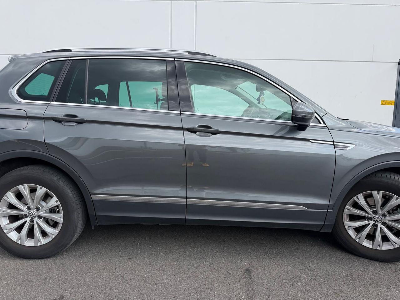 Volkswagen Tiguan 1.6 TDI Busines #11515