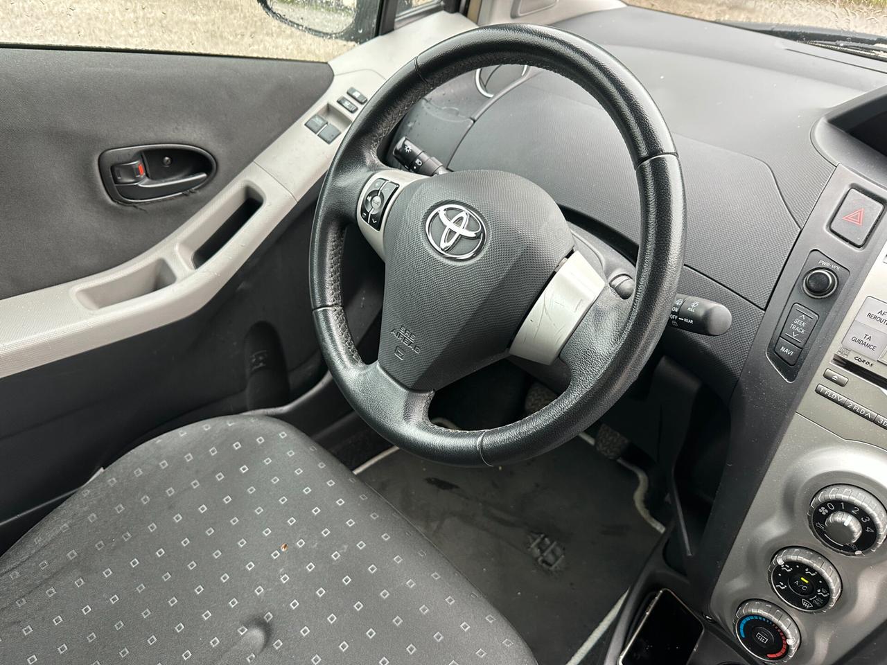 Toyota Yaris 1.0 5 porte 2008 ok neop.