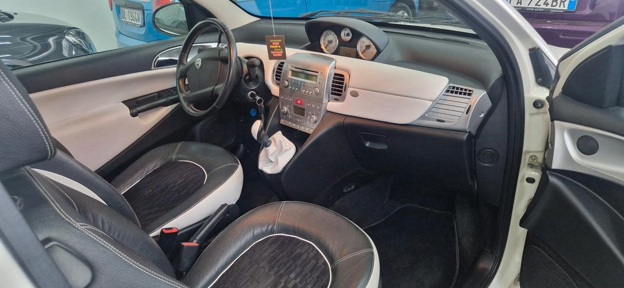Lancia Ypsilon 1.2 69 CV Elle
