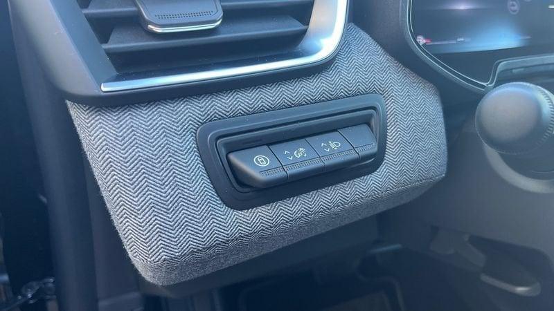 Renault Clio techno MY24 full hybrid E-Tech 145