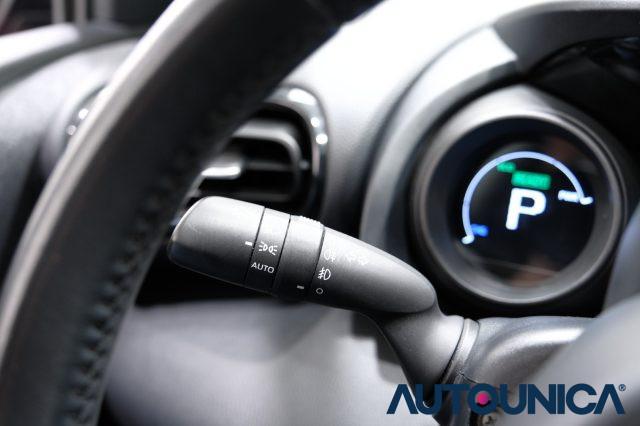 TOYOTA Yaris 1.5 HYBRID 5 PORTE TREND FARI LED NEOPATENTATI