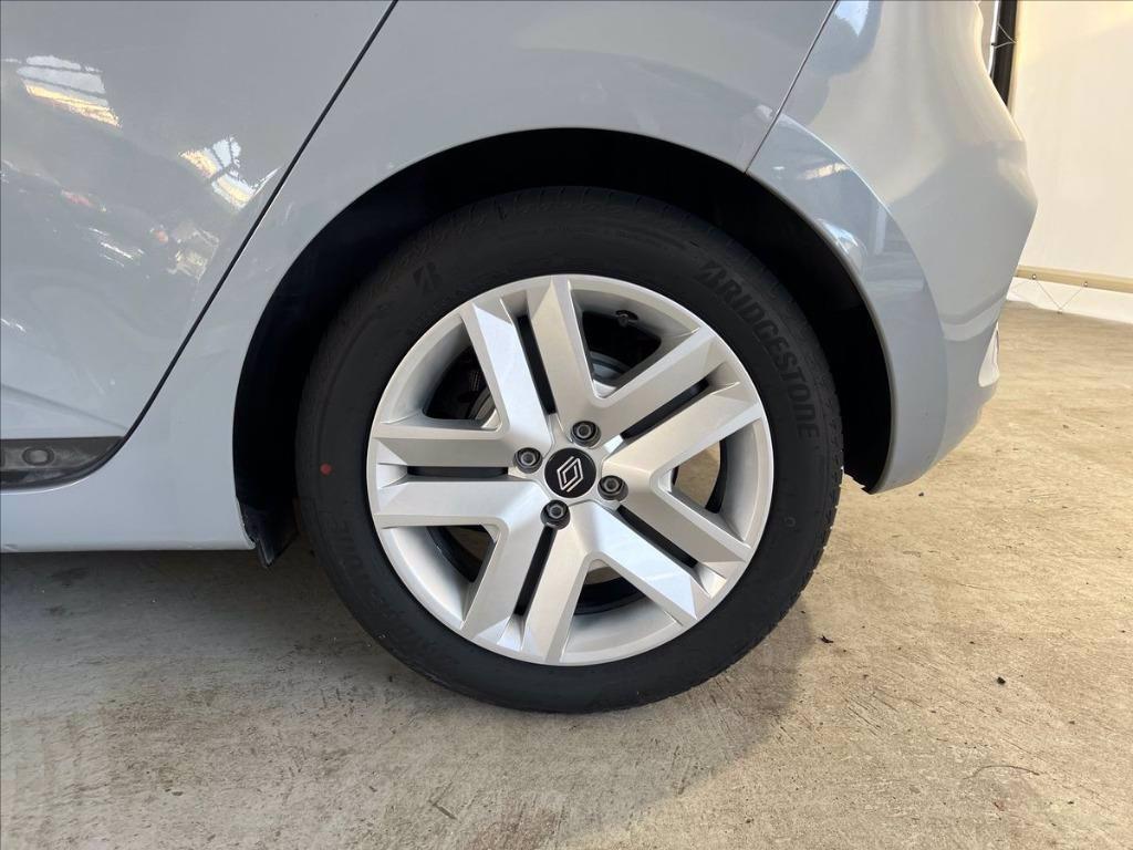 RENAULT Clio 1.6 E-Tech full hybrid Evolution 145cv del 2024