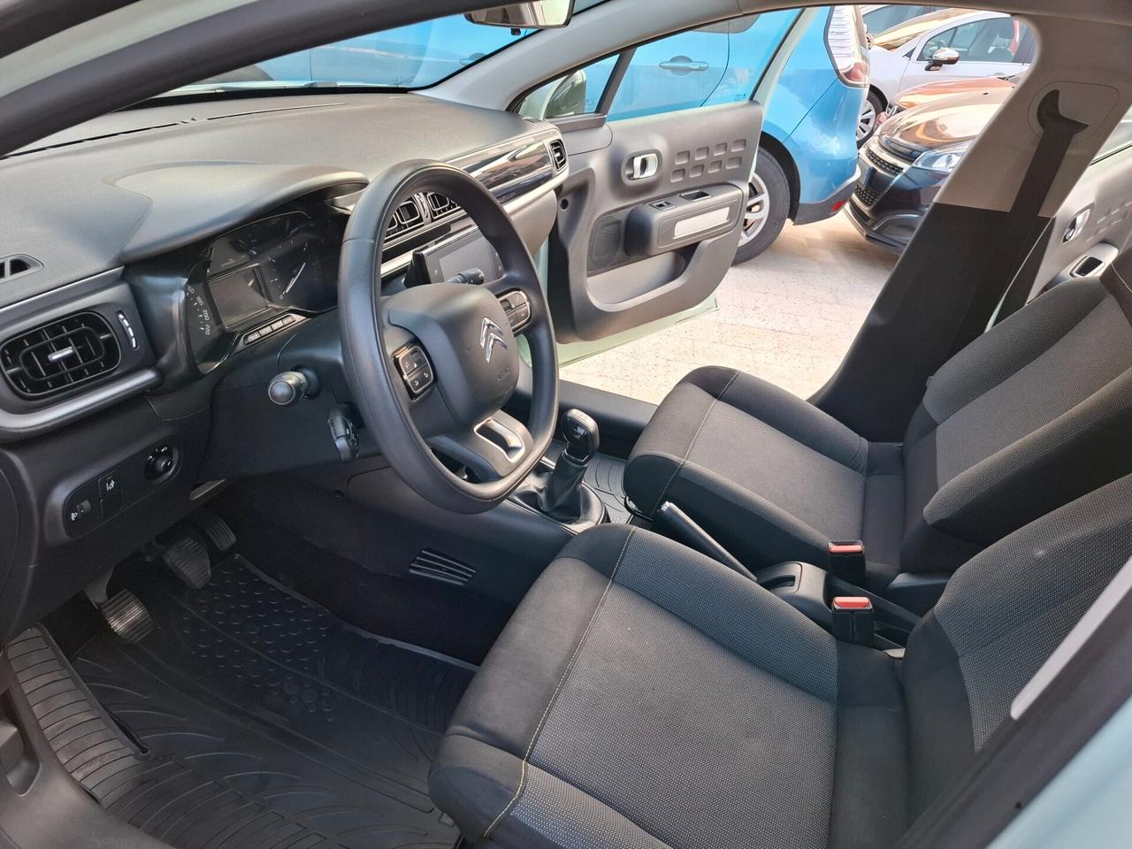 Citroën C3 - 1.2 Pure Tech Fele 105g | Tetto in vetro | Climatizzatore |
