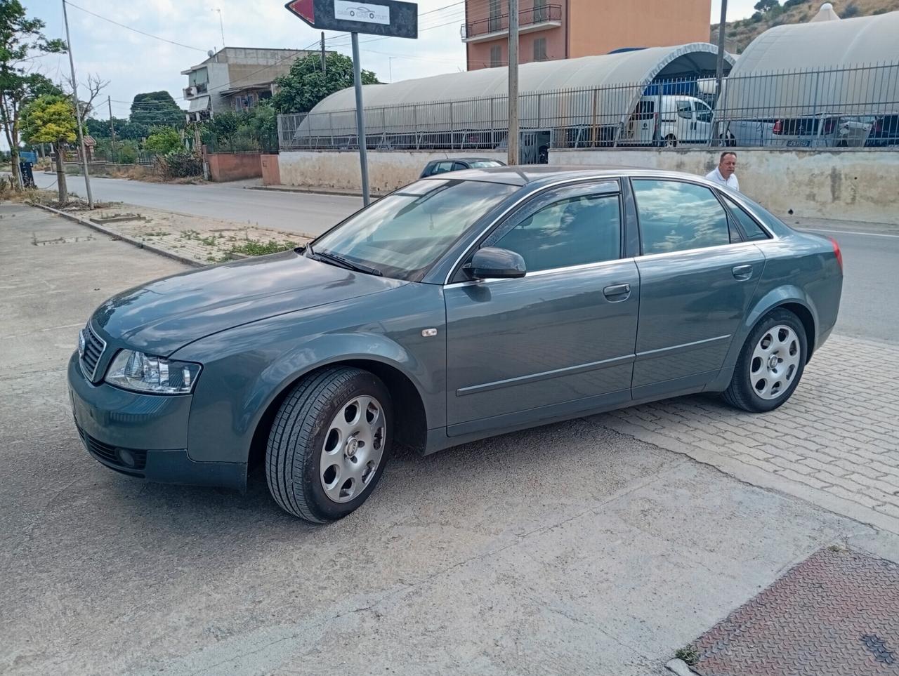 Audi A4 1.9 TDI/130 CV cat