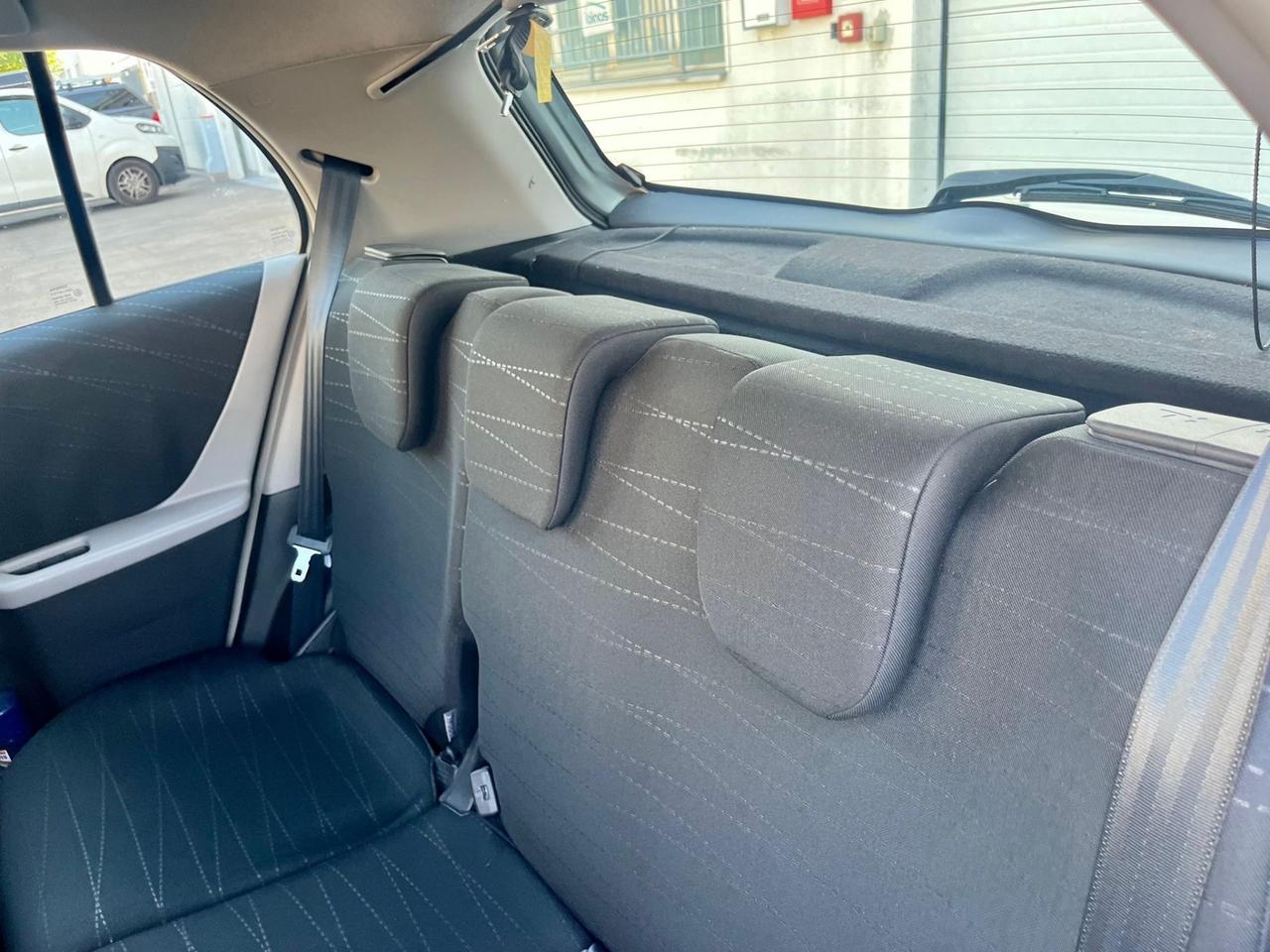 Toyota Yaris 1.3benz 2008 138.000km per neopatentati