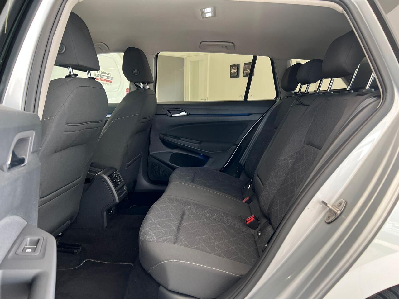Volkswagen Golf Variant 2.0 TDI SCR DSG Life