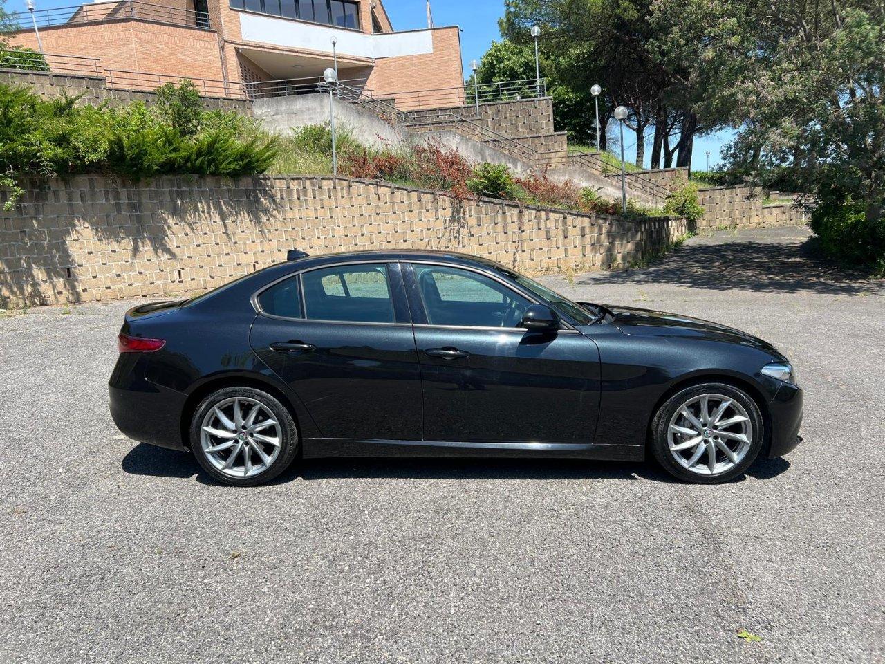 Alfa Romeo Giulia Berlina Giulia 2.2 t 160cv auto my19