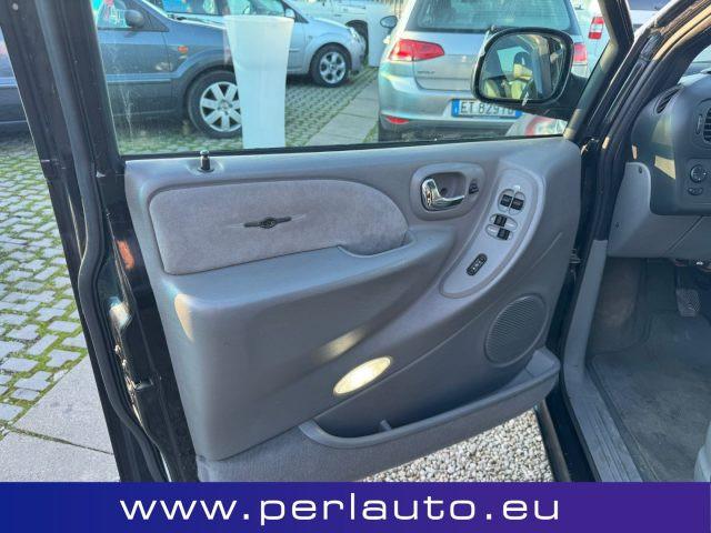 CHRYSLER Voyager 2.5 CRD cat LX 7 POSTI