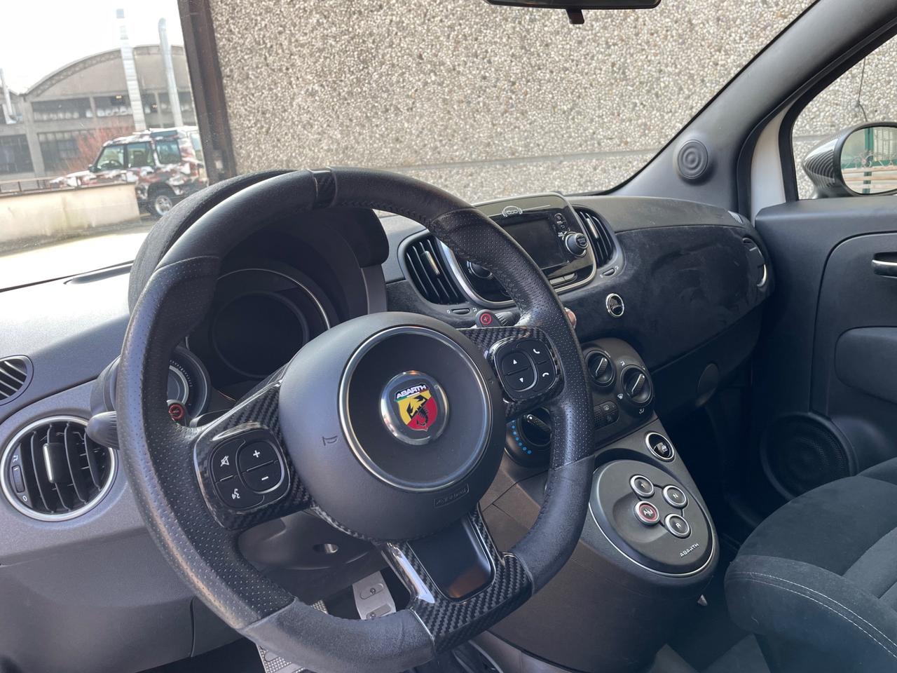 Abarth 595 1.4 Turbo T-Jet 180 CV Competizione