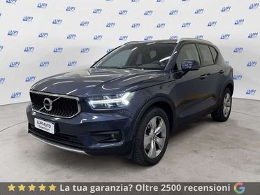Volvo XC40 B4 AWD automatico Momentum Pro
