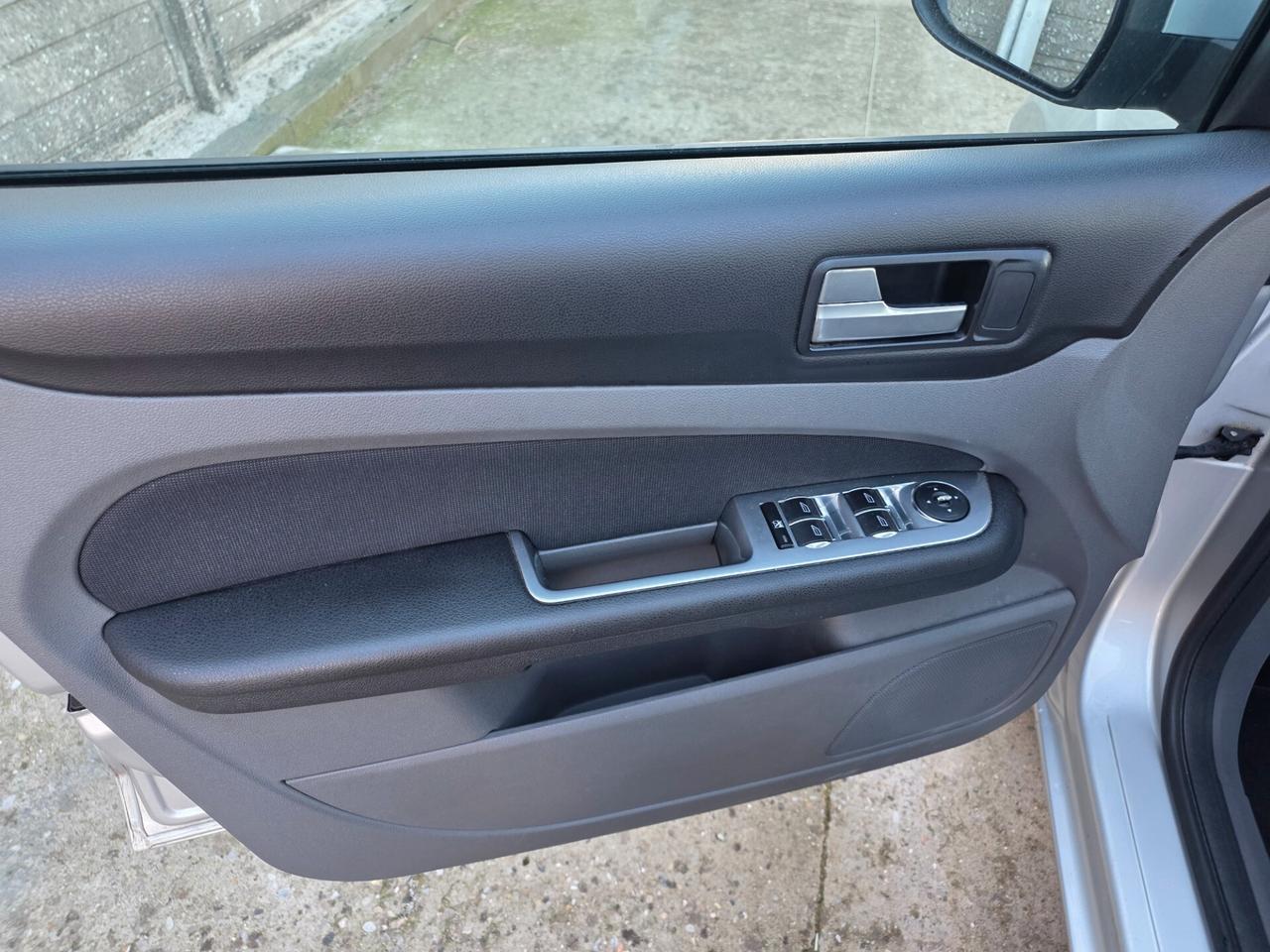 Ford Focus TITANIUM UNICO PROPRIETARIO