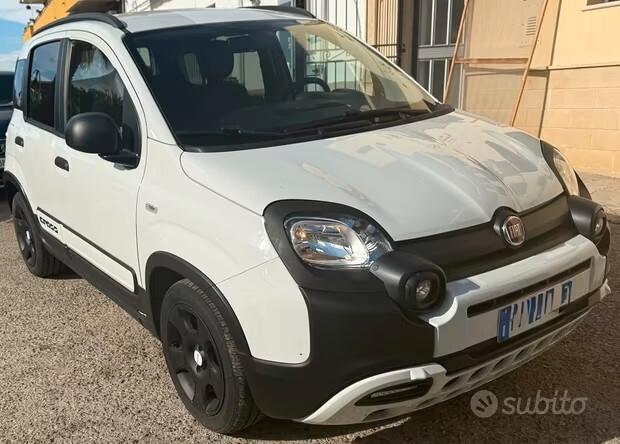 Fiat Panda 1.3 MJT 95 CV S&S City Cross