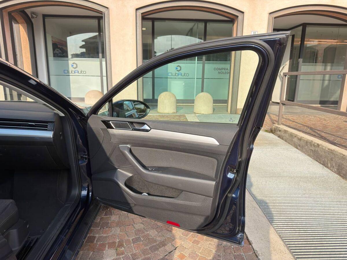 Volkswagen Passat 2.0 tdi Highline Executive 150cv