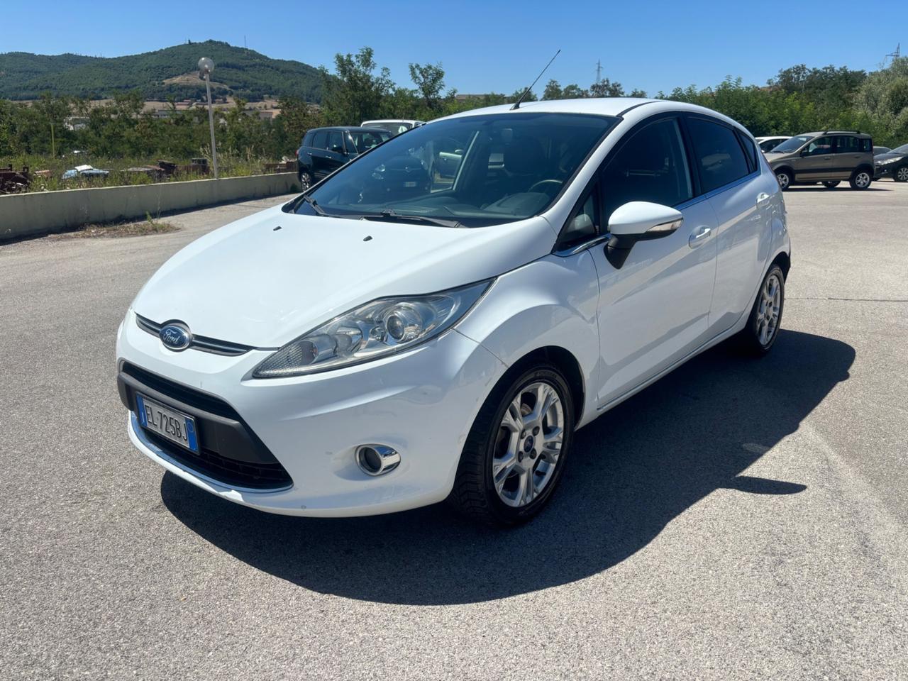 Ford Fiesta 1.4 TDCi 5p. Titanium