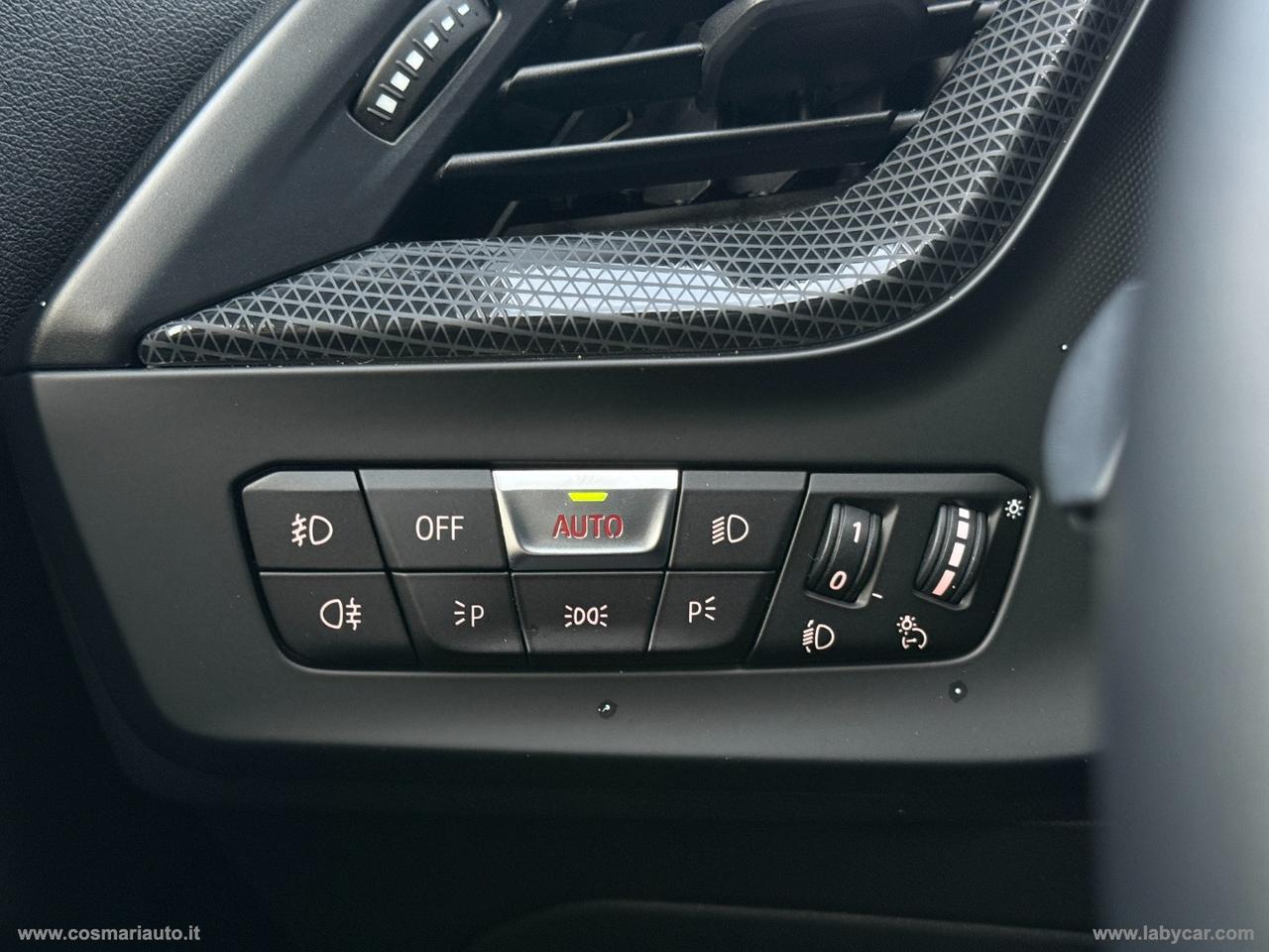 BMW 116d Sport AUTO LUCI AMBIENT, CARPLAY