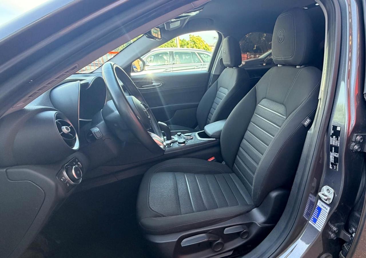 Alfa Romeo Giulia 2.2 Turbodiesel 160 CV AT8
