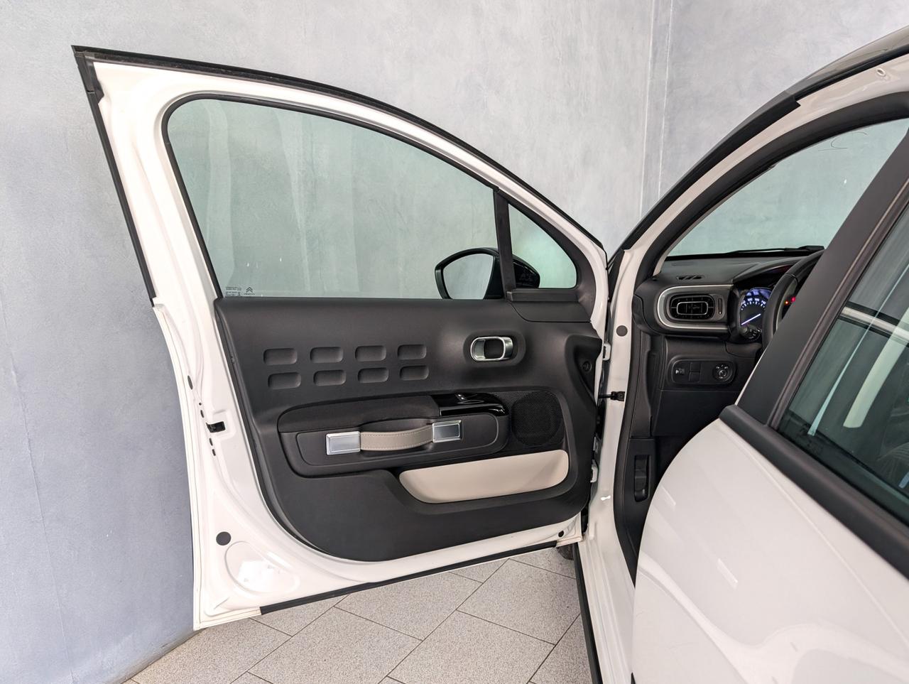 Citroen C3 1.2 puretech 83cv Shine