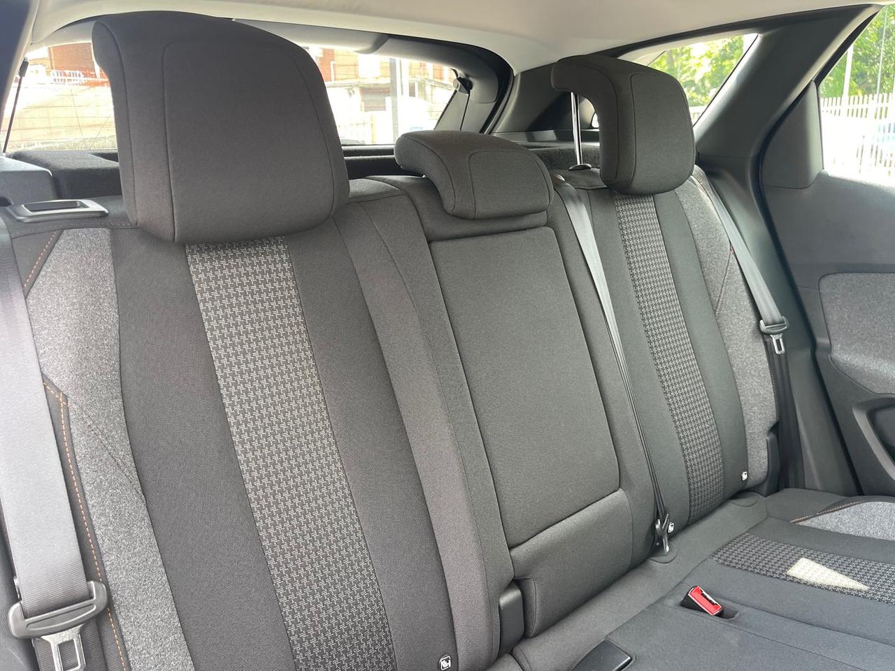 Peugeot 3008 1.5 Blue HDI 130 Active Pack