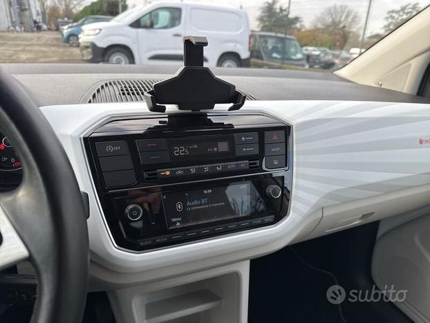 Volkswagen up! 1.0 5p. EVO beats BlueMotion ...