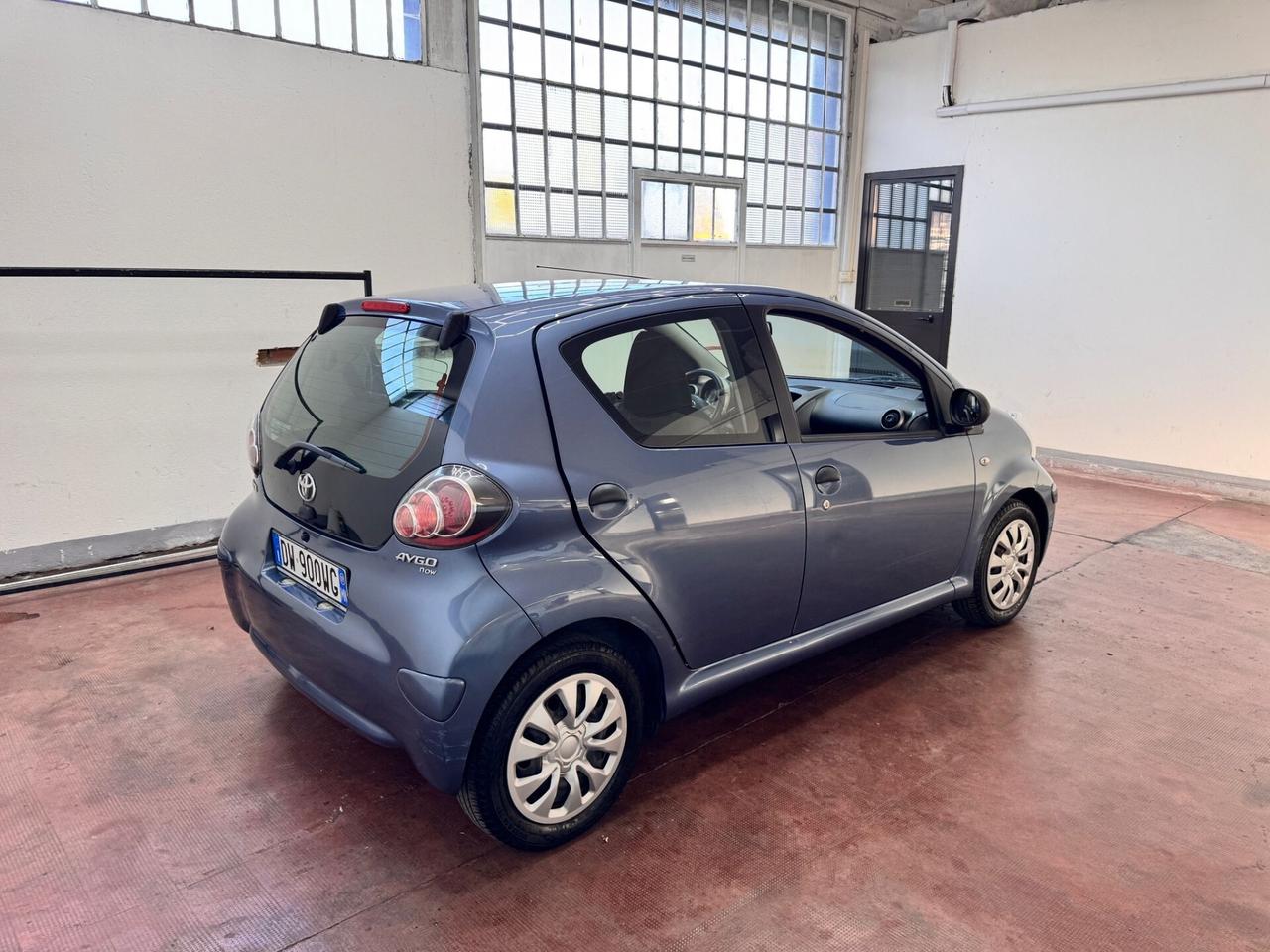Toyota Aygo 1.0 benzina