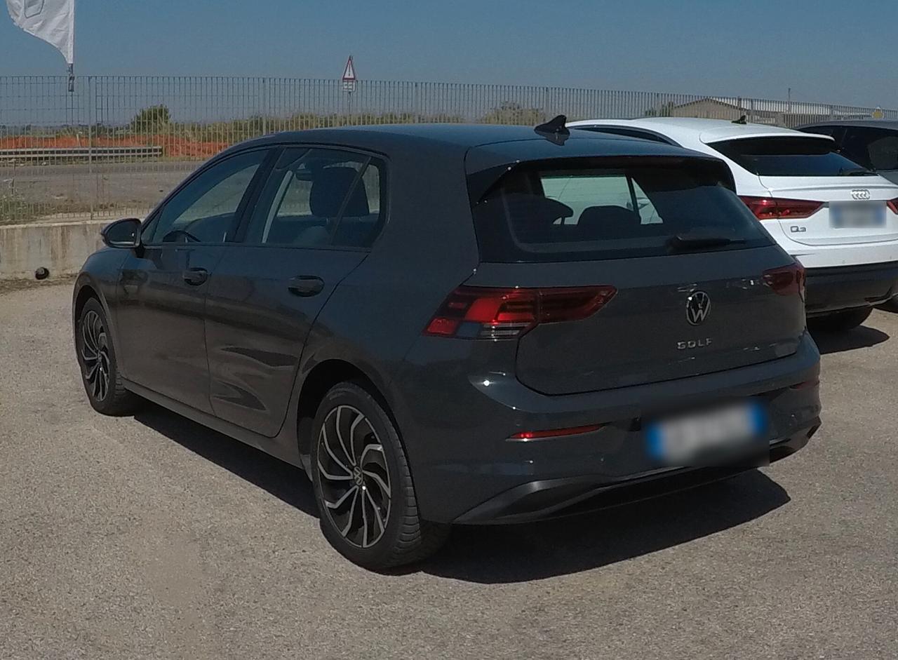 Volkswagen Golf VIII 2.0 TDI 85Kw SCR Life