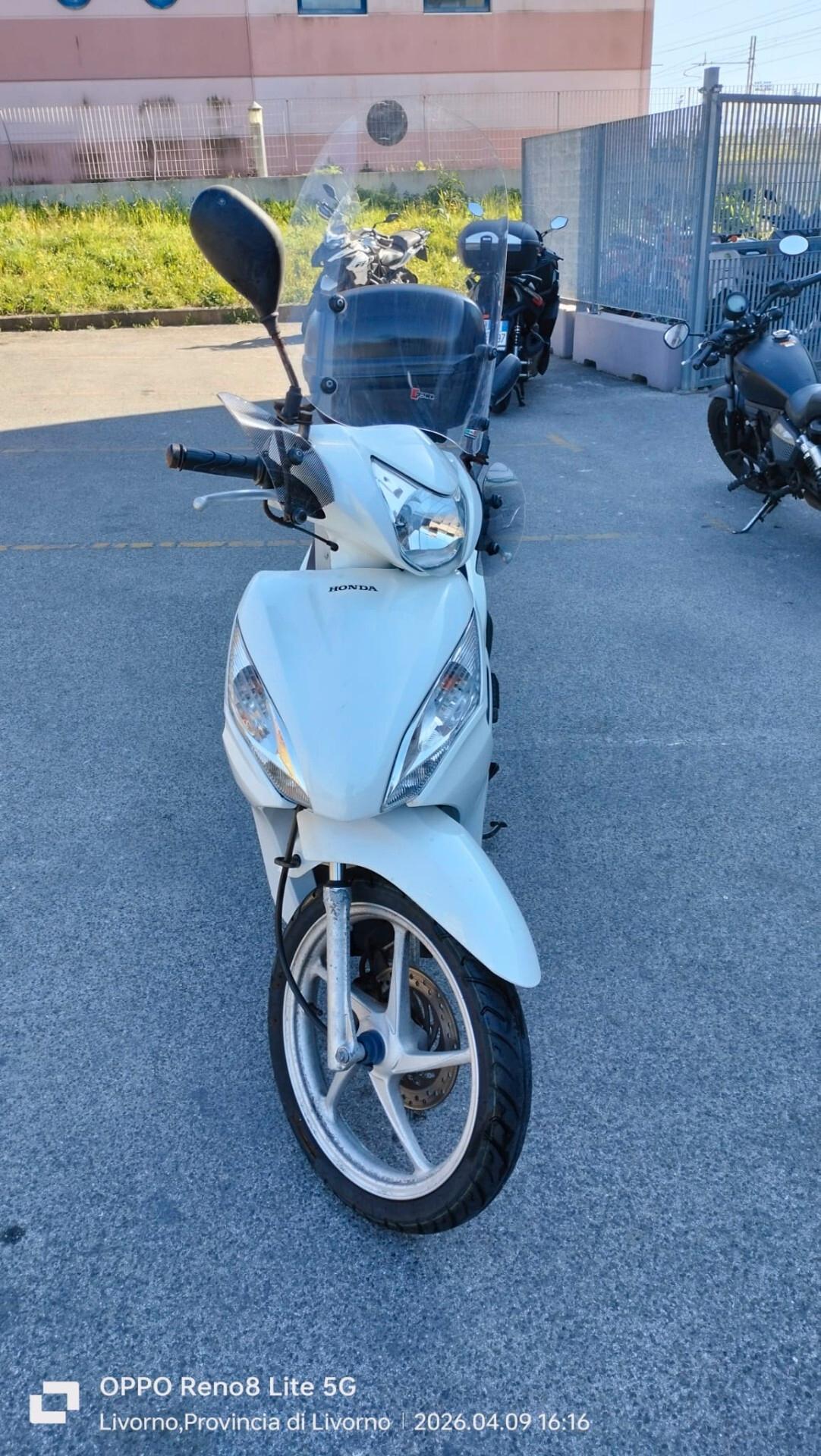 Honda Vision 110