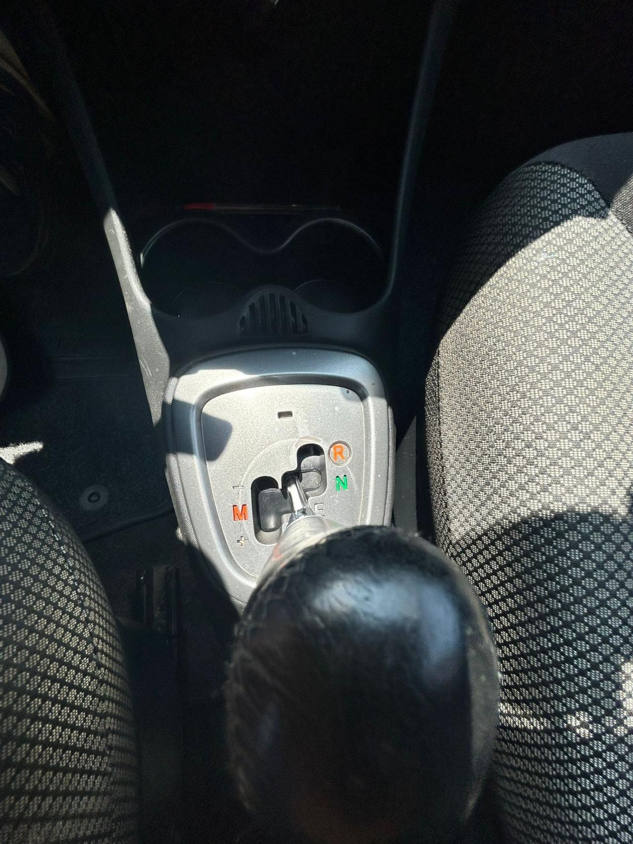 Toyota Aygo 1.0 12V VVT-i 5 porte Lounge Connect