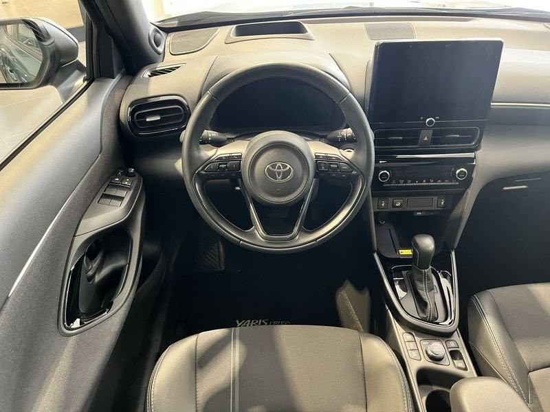 Toyota Yaris Cross 1.5H (130 CV) Lounge E-CVT AWD - TECH PACK