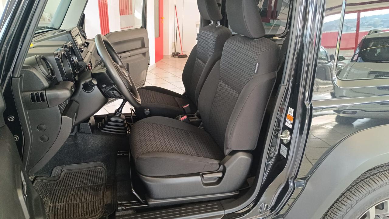 SUZUKI JIMNY 4X4 RIDOTTE 4 POSTI GANCIO TRAINO