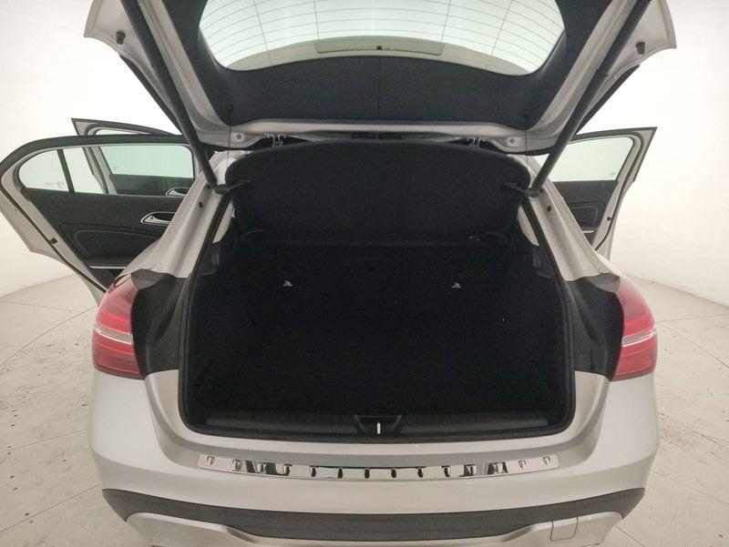 Mercedes-Benz GLA 180 Sport auto