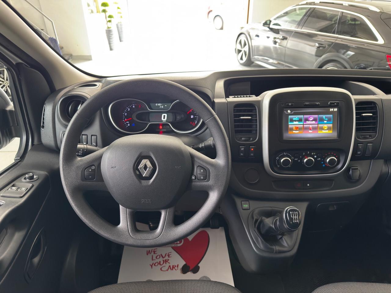 Renault Trafic T27 2.0 dCi 120CV PC-TN Zen N1