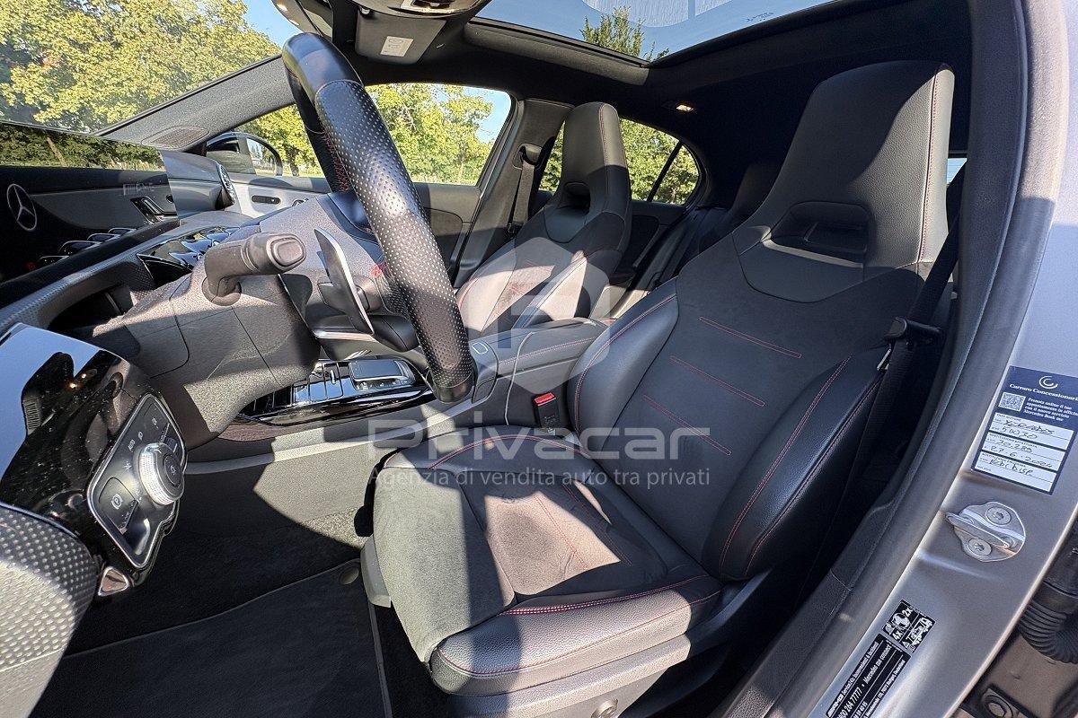 MERCEDES A 35 AMG 4Matic