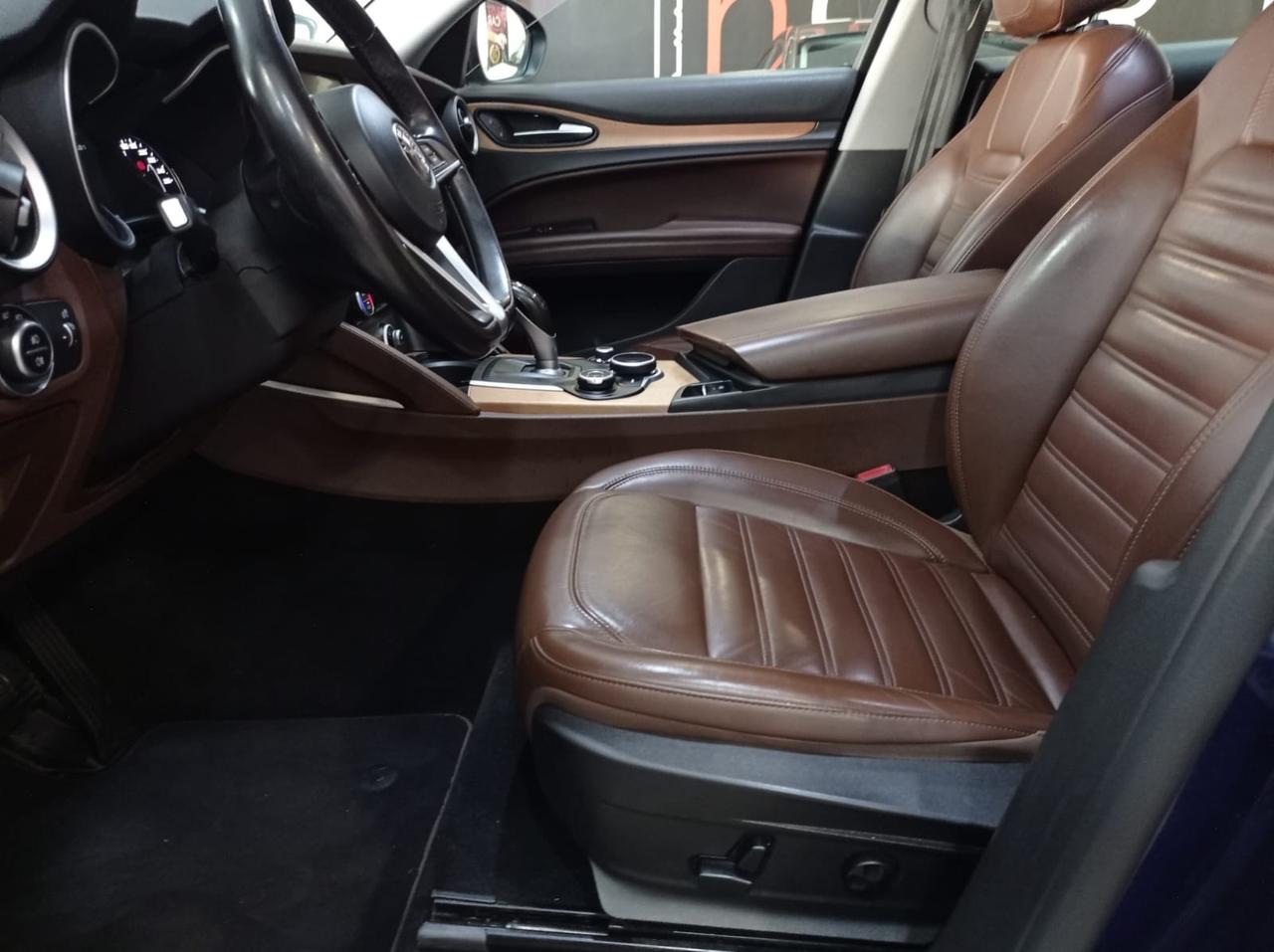 Alfa Romeo Stelvio 2.2 Turbodiesel 210 CV AT8 Q4 Executive 2018