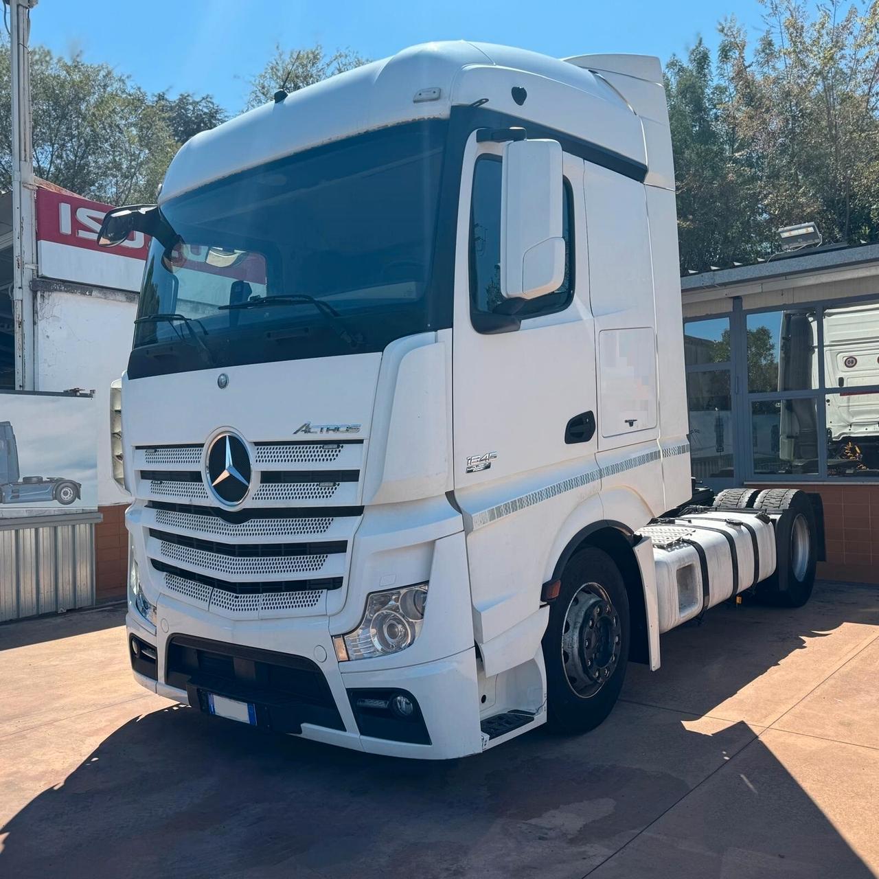 Mercedes Acrtos Trattore stradale 315/70