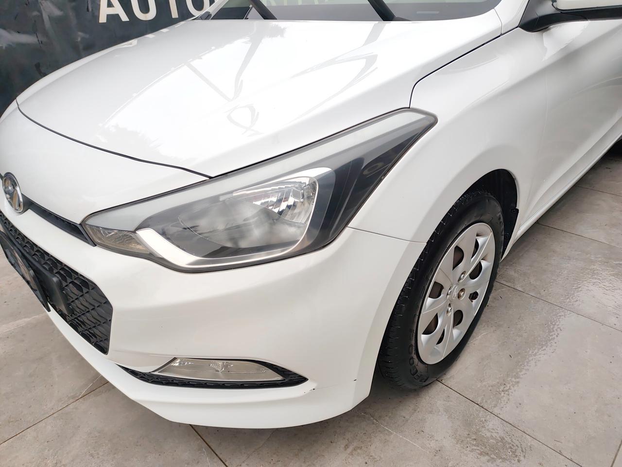 Hyundai i20 1.2 BENZINA GARANZIA 12 MESI