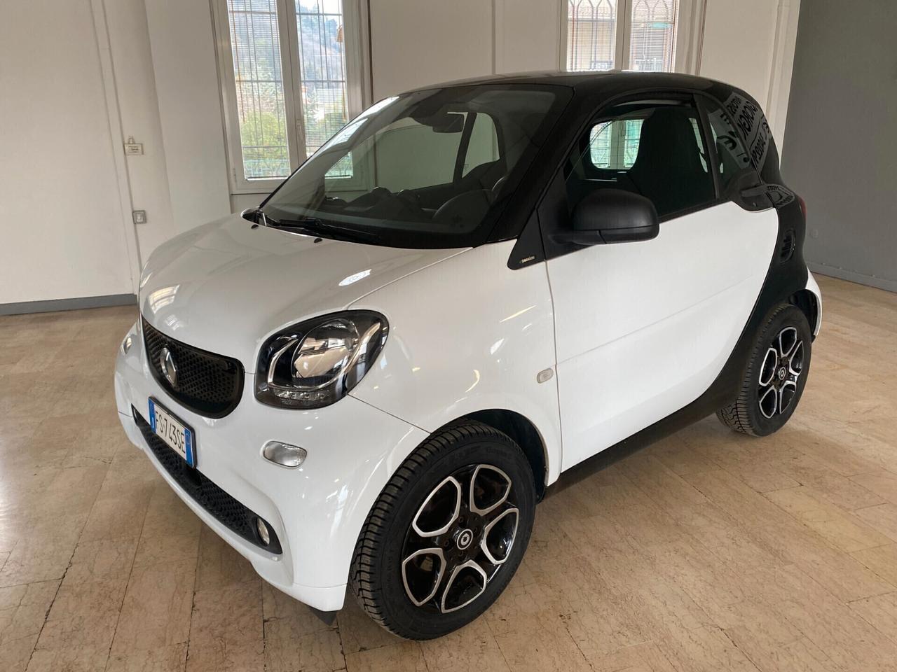 Smart Fortwo 7.0 1.0 Twinamic Prime Per Neopatentati