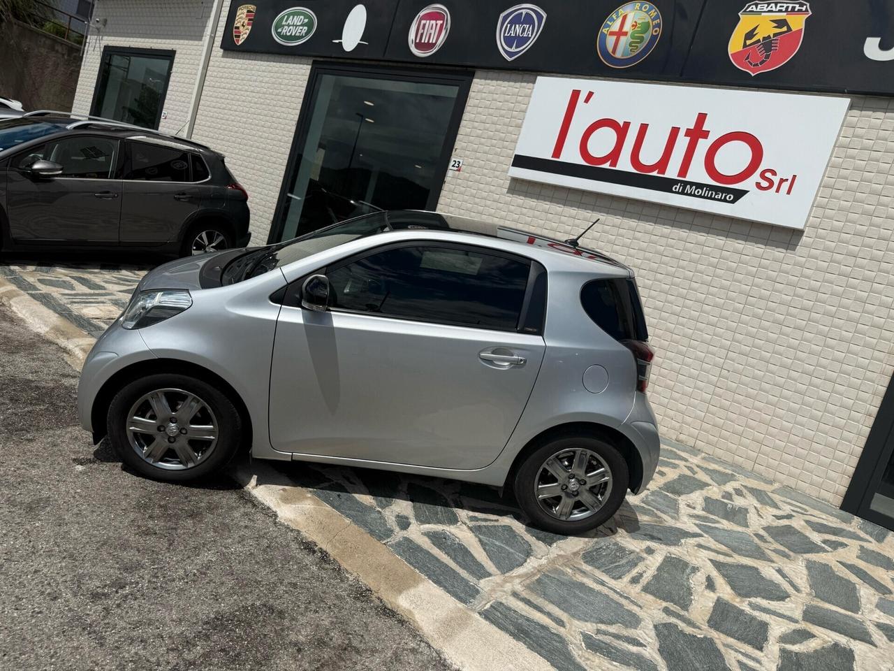 Toyota iQ 1.0 CVT Lounge