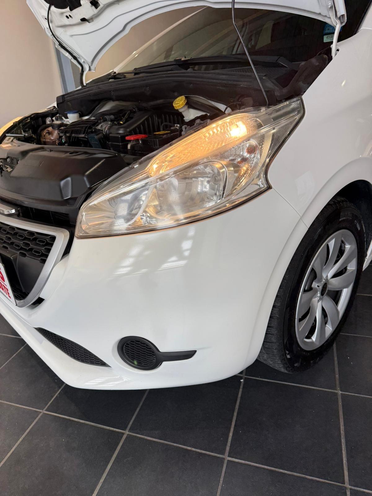 Peugeot 208 PERMUTO-NEOPATENTATI