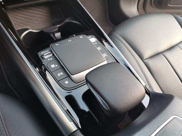 MERCEDES-BENZ GLA 220 d Automatic 4Matic Sport Plus