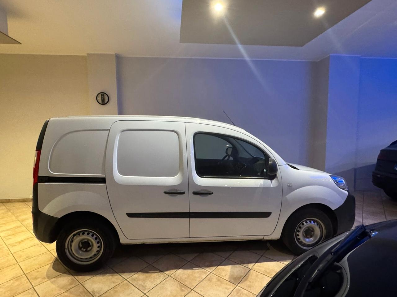 Renault Kangoo 1.5 Blue dCi 95CV Van PORTA LATERALE ALLESTITO