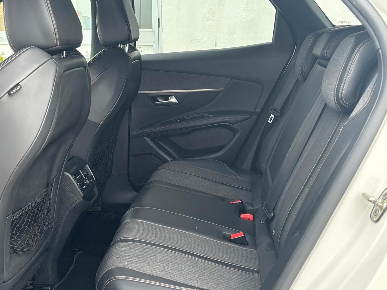 Peugeot 3008 BlueHDi 130 S&S EAT8 GT Line