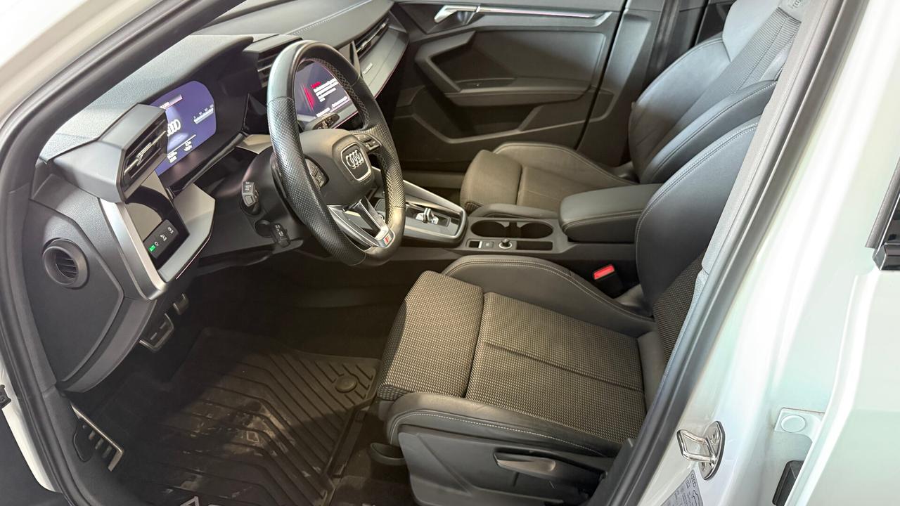 AUDI A3 SPORTBACK S LINE IDENTITY BLACK