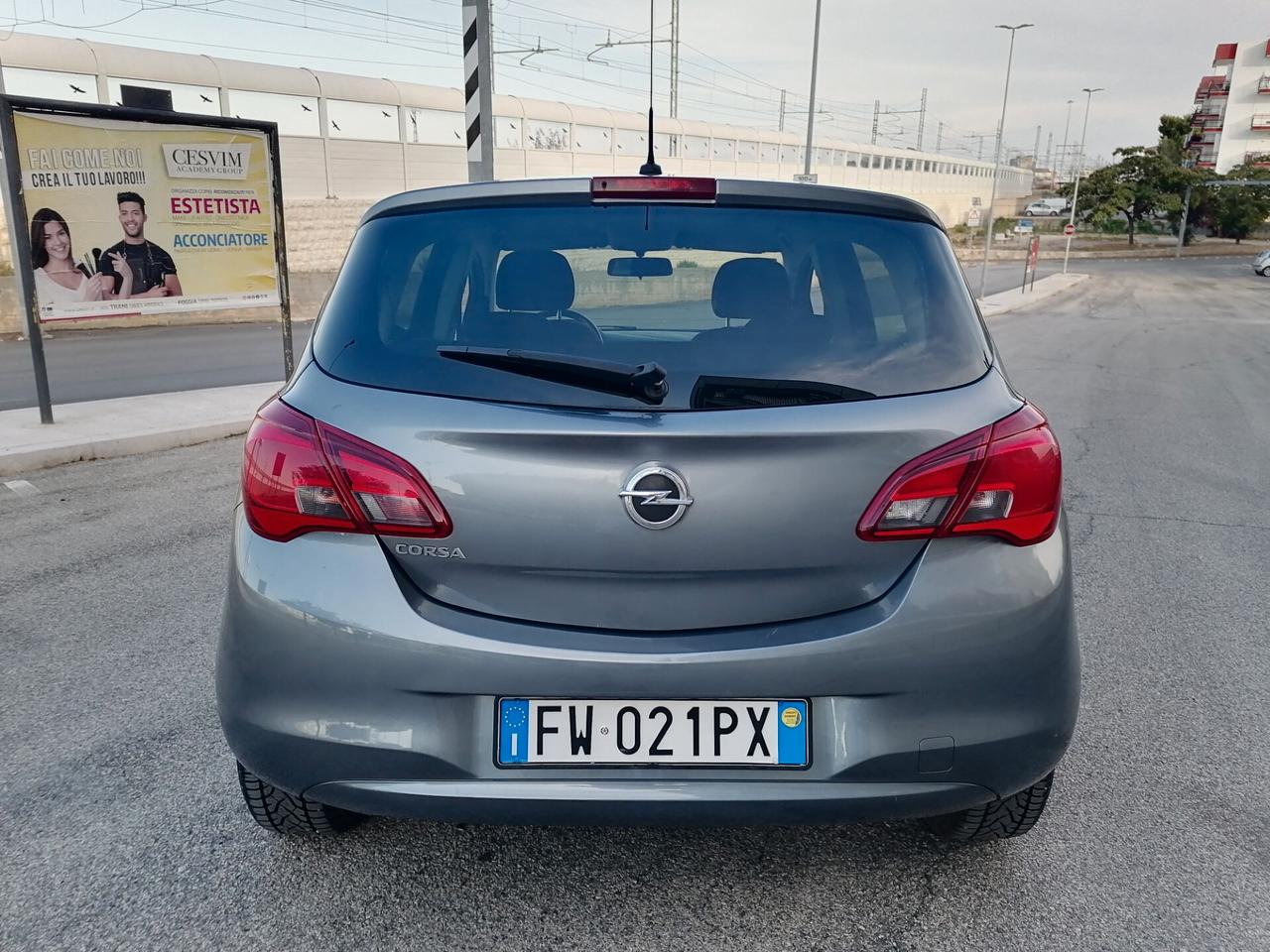 Opel Corsa 1.2 5 porte Black Edition 2019 NEOPATENTATI