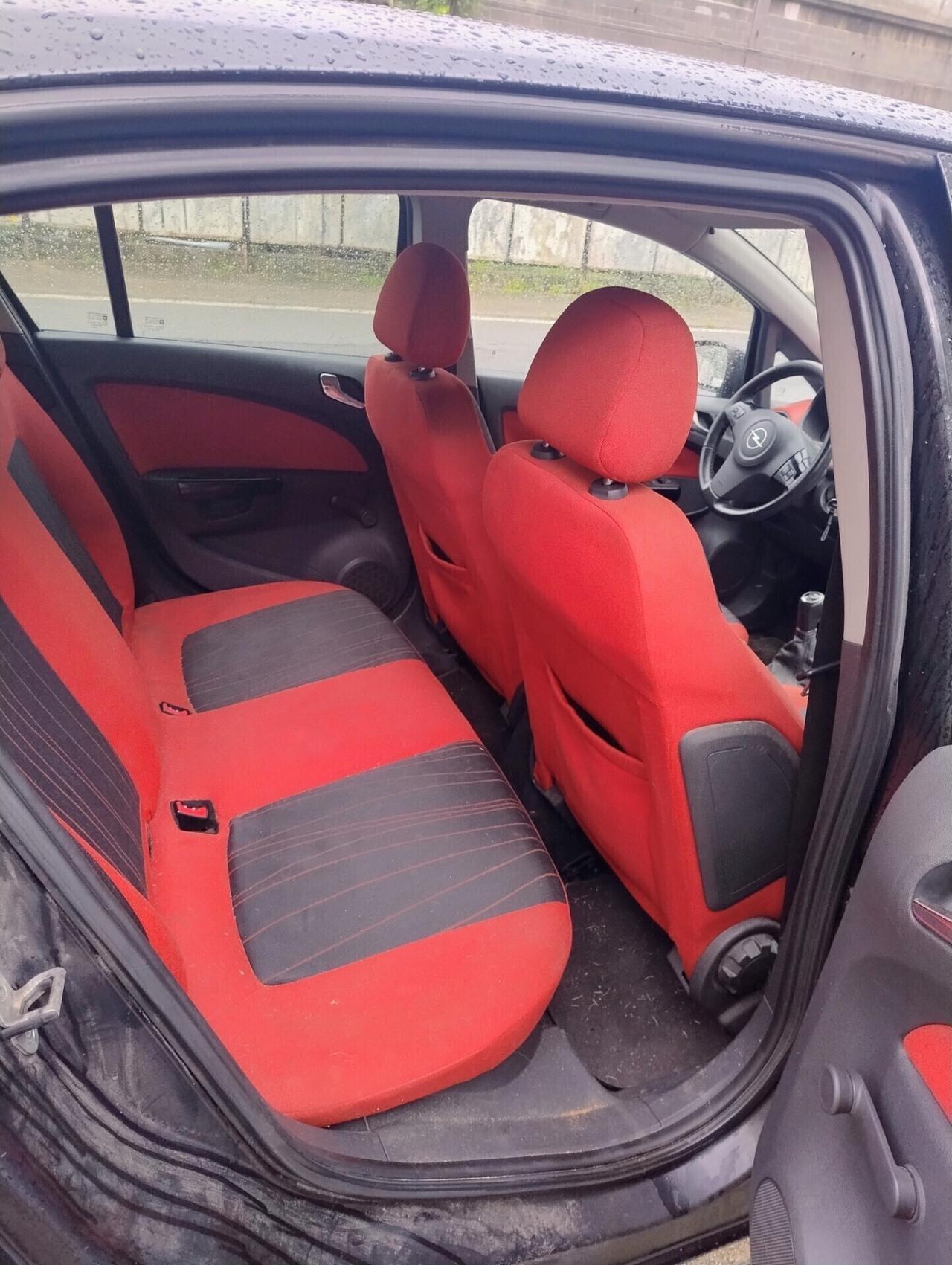 Opel Corsa 1.3 CDTI 95CV BLACK EDITION COSMO