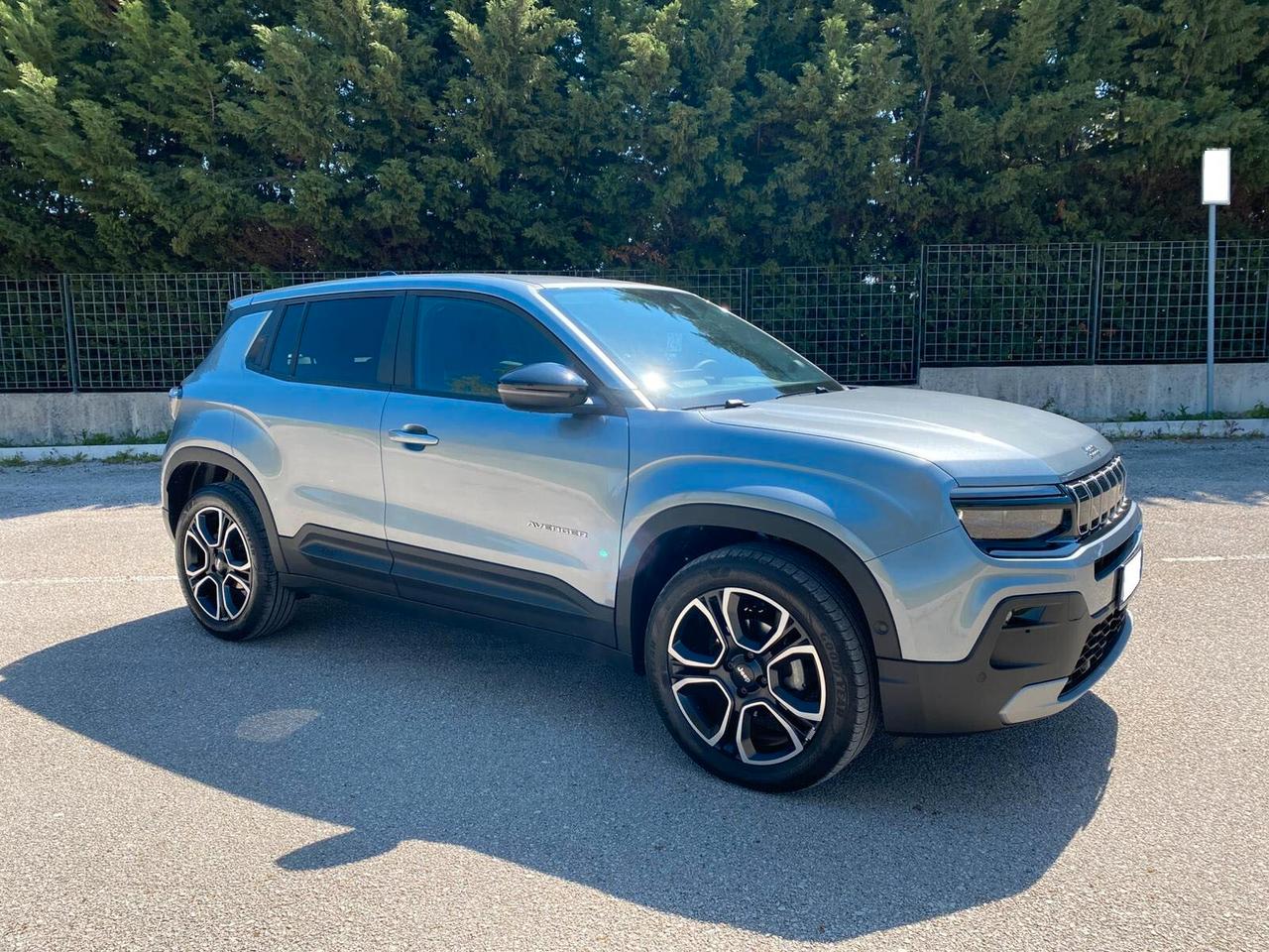 Jeep Avenger 1.2 Turbo 100 CV Summit