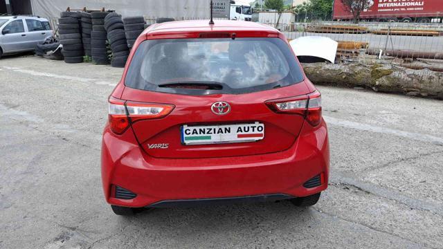 TOYOTA Yaris 1.0 BEN. POCO INCIDENTATA