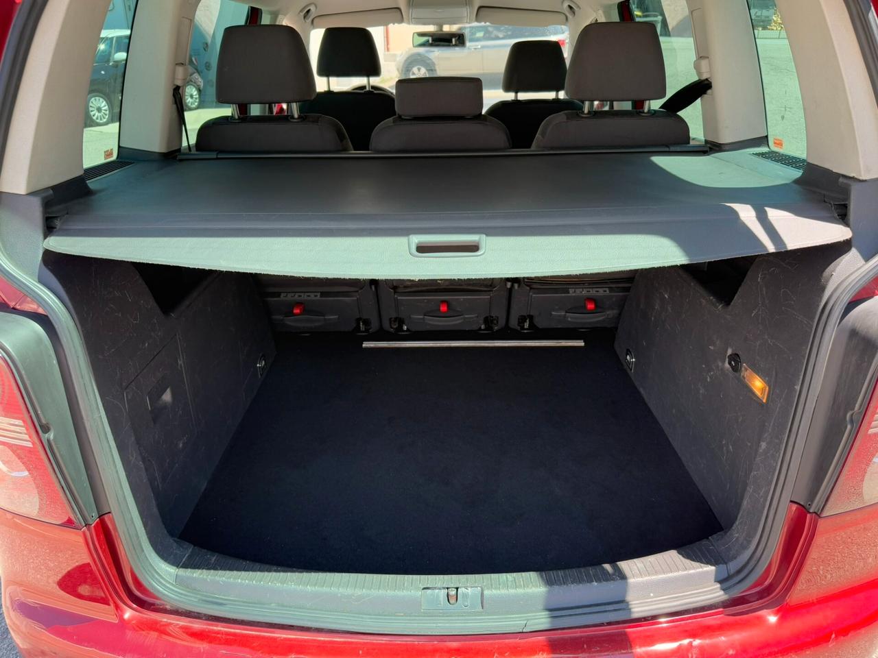 Volkswagen Touran 2.0 Highline Ecofuel Metano