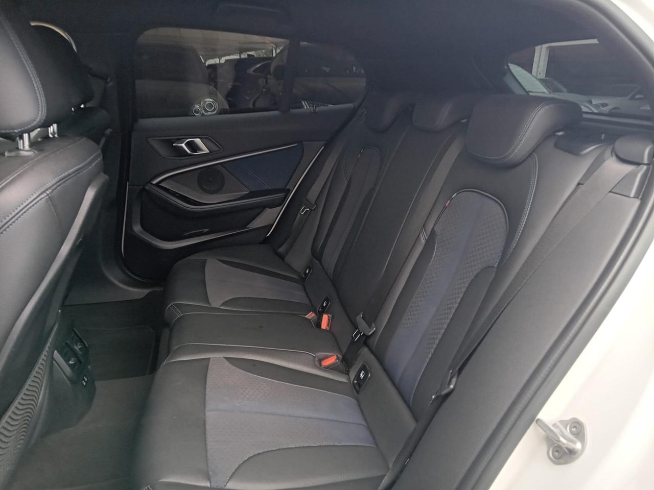 Bmw 116 116d 5p. Sport